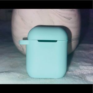 Turquoise AirPod Case (generation 1/2)